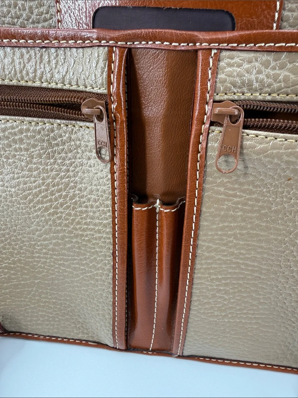 Dooney and Bourke pebbled leather briefcase/ laptop vintage 1980s